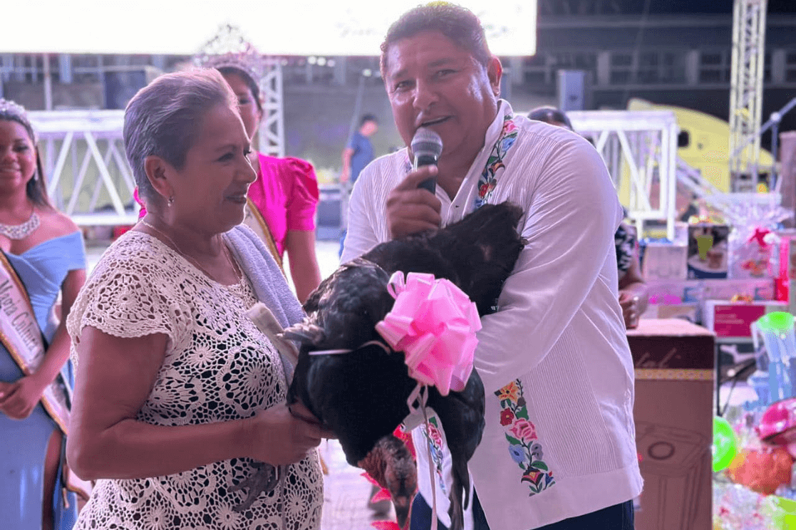 Festejo día de las madres en la Expo San Isidro Labrador